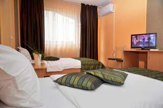 Отель Hotel Sorbona Варна Двухместный номер с 2 отдельными кроватями-10
