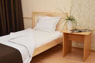 Отель Hotel Sorbona Варна Двухместный номер с 2 отдельными кроватями-11