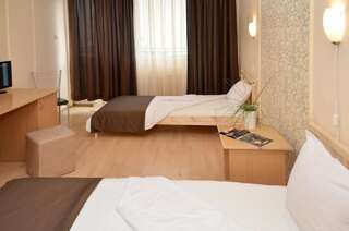 Отель Hotel Sorbona Варна Двухместный номер с 2 отдельными кроватями-13