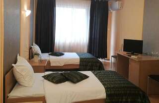 Отель Hotel Sorbona Варна Двухместный номер с 2 отдельными кроватями-17