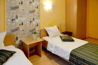 Отель Hotel Sorbona Варна Двухместный номер с 2 отдельными кроватями-5